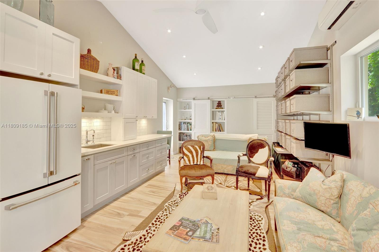 CORAL GABLES SEC B - Residential