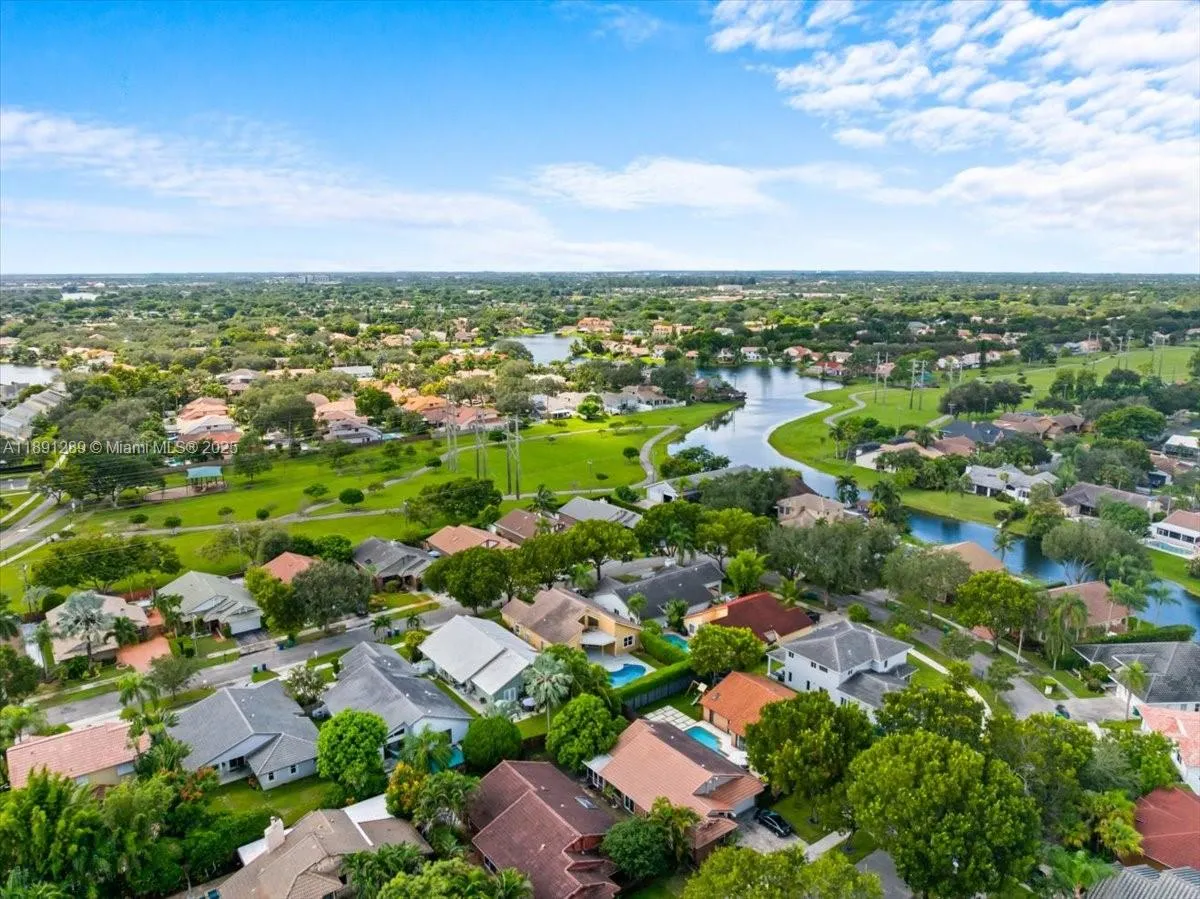 Cooper City, Florida 33026, United States, 3 Bedrooms Bedrooms, ,2 BathroomsBathrooms,Residential,Active,223817