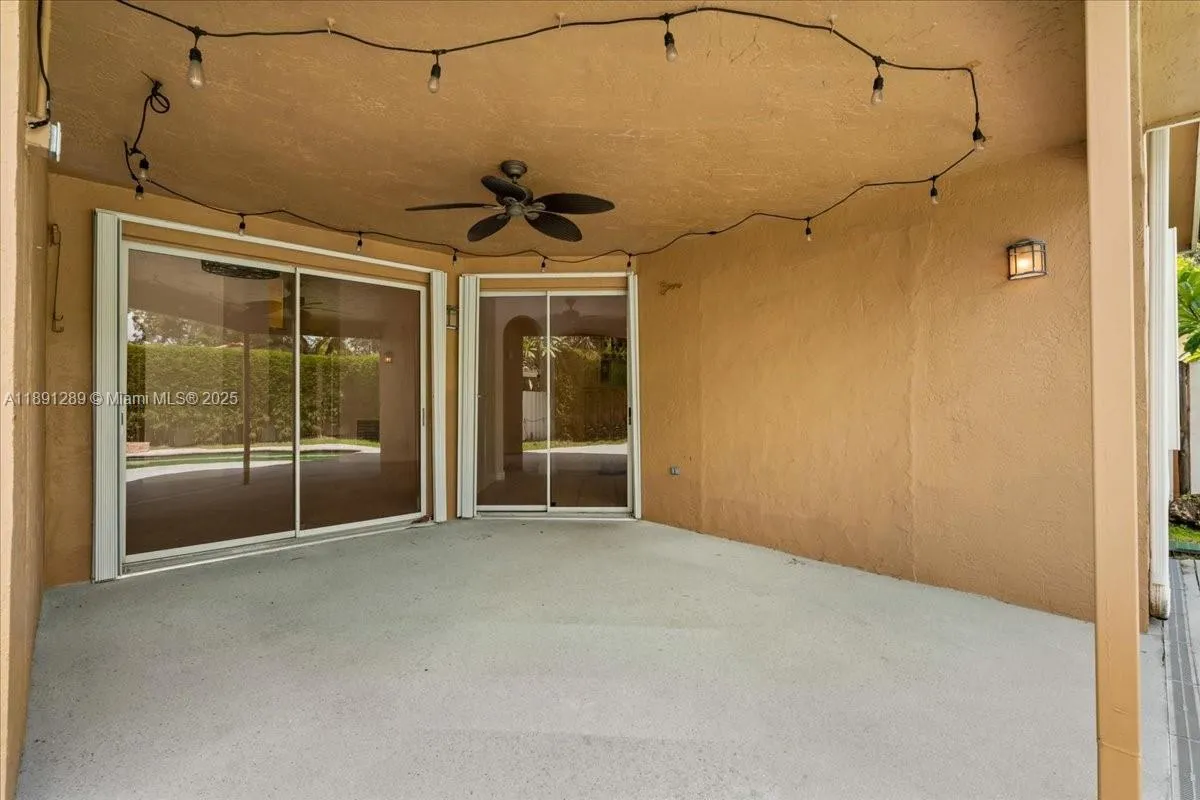 Cooper City, Florida 33026, United States, 3 Bedrooms Bedrooms, ,2 BathroomsBathrooms,Residential,Active,223817