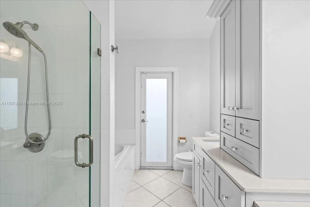 Cooper City, Florida 33026, United States, 3 Bedrooms Bedrooms, ,2 BathroomsBathrooms,Residential,Active,223817