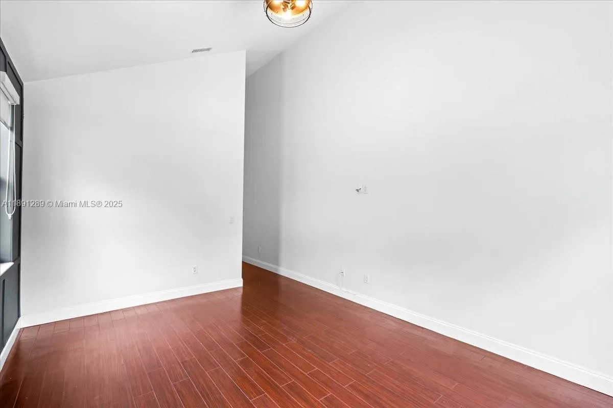 Cooper City, Florida 33026, United States, 3 Bedrooms Bedrooms, ,2 BathroomsBathrooms,Residential,Active,223817