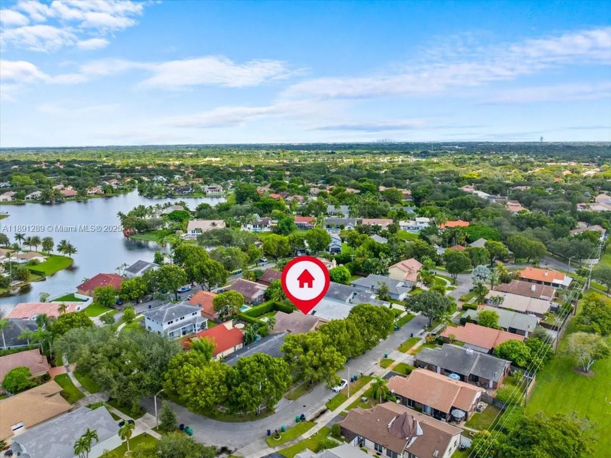 Cooper City, Florida 33026, United States, 3 Bedrooms Bedrooms, ,2 BathroomsBathrooms,Residential,Active,223817