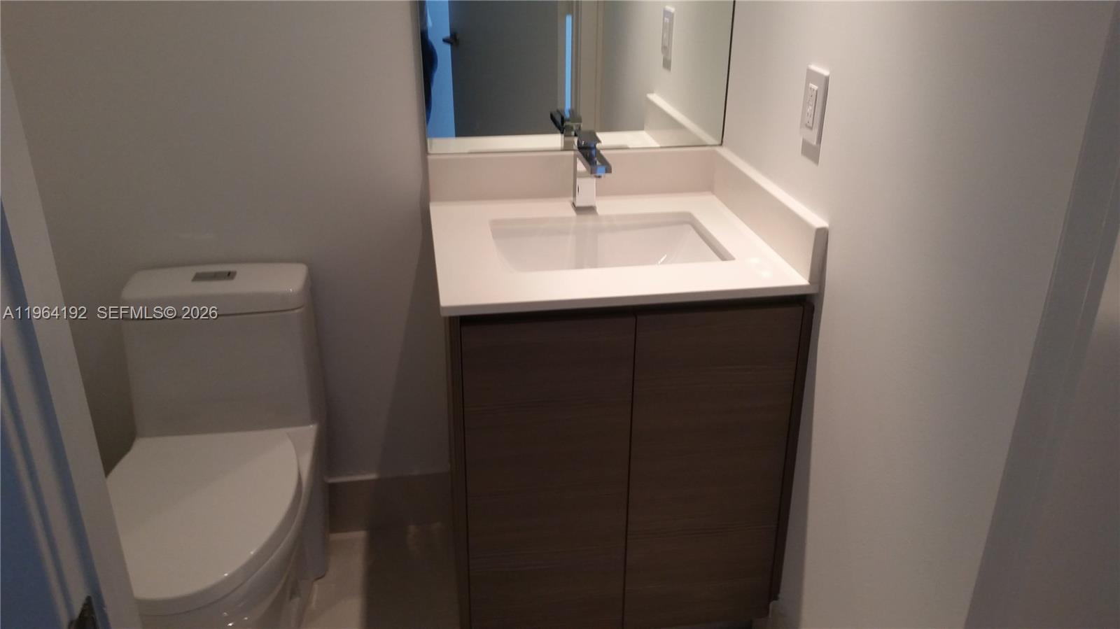 ICON BAY CONDO - Residential