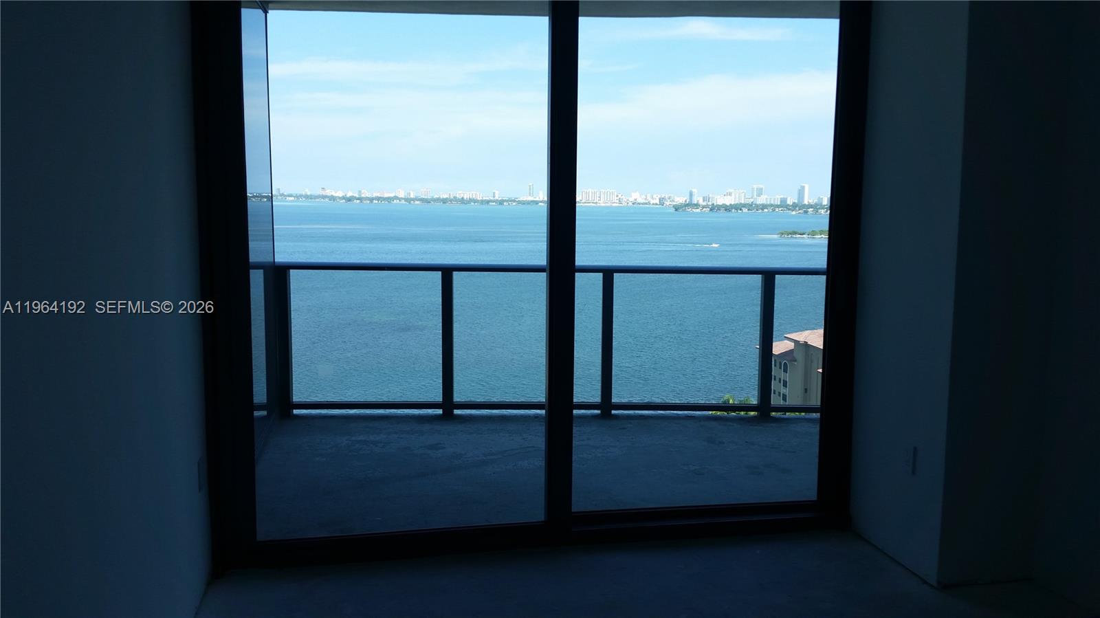 ICON BAY CONDO - Residential