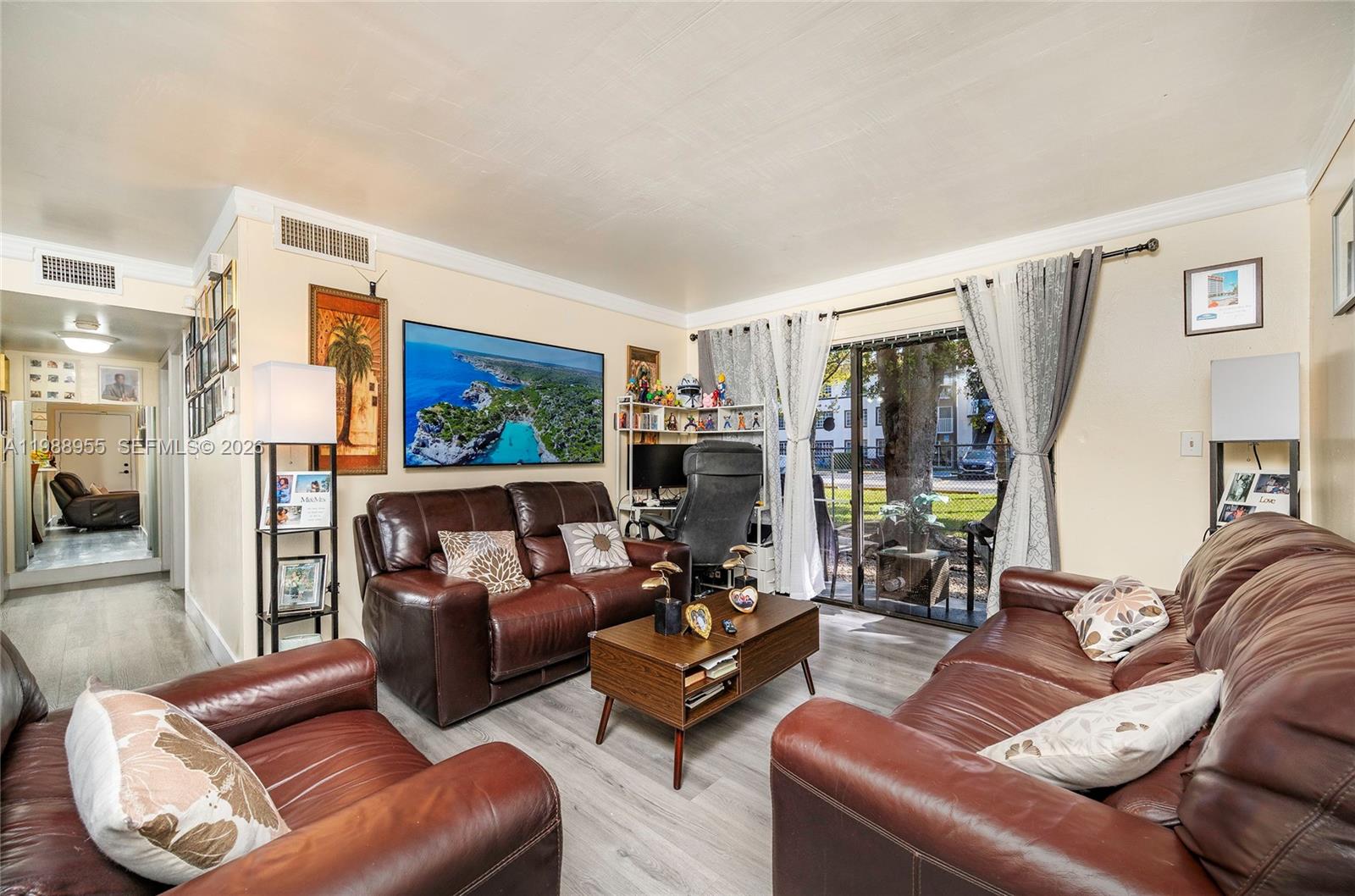 VILLA BELLINI CONDO - Residential