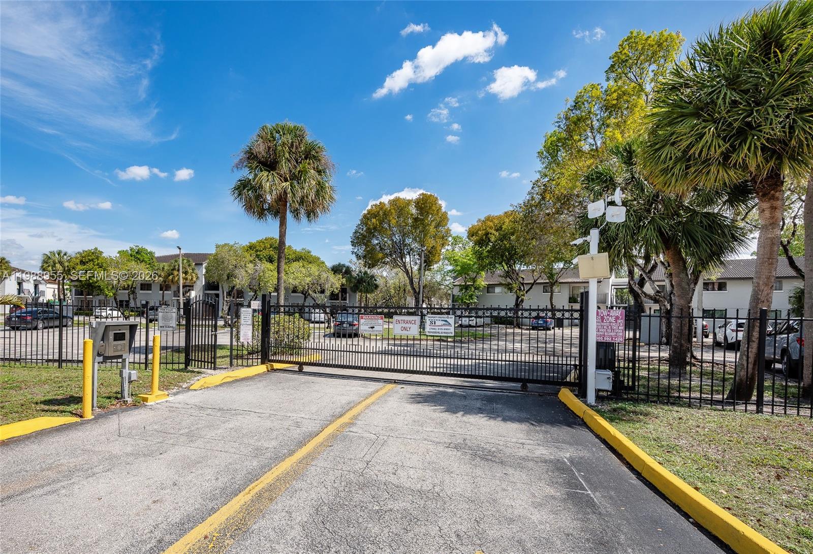 VILLA BELLINI CONDO - Residential