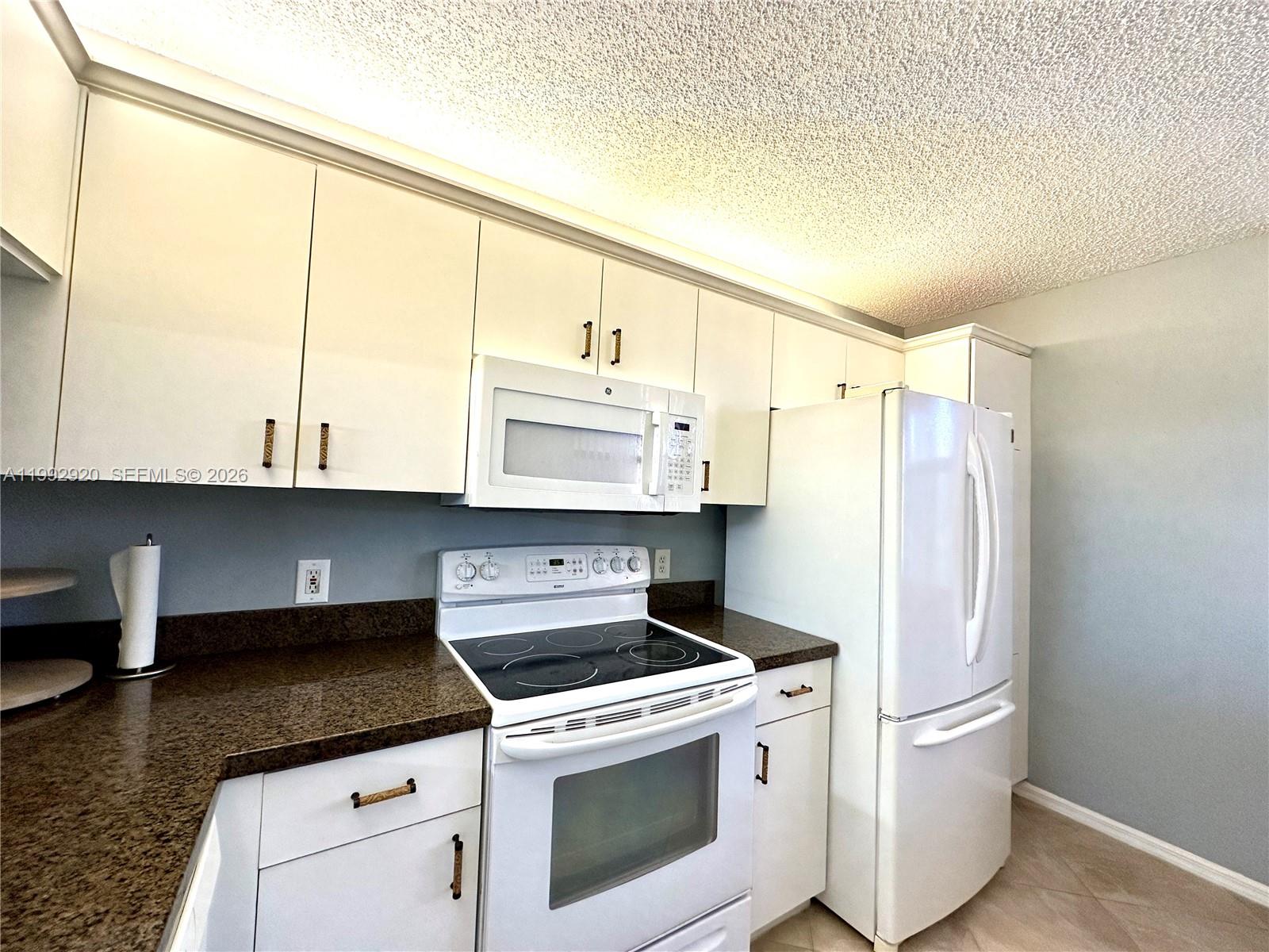 SUNRISE LAKES 167 CONDO - Residential