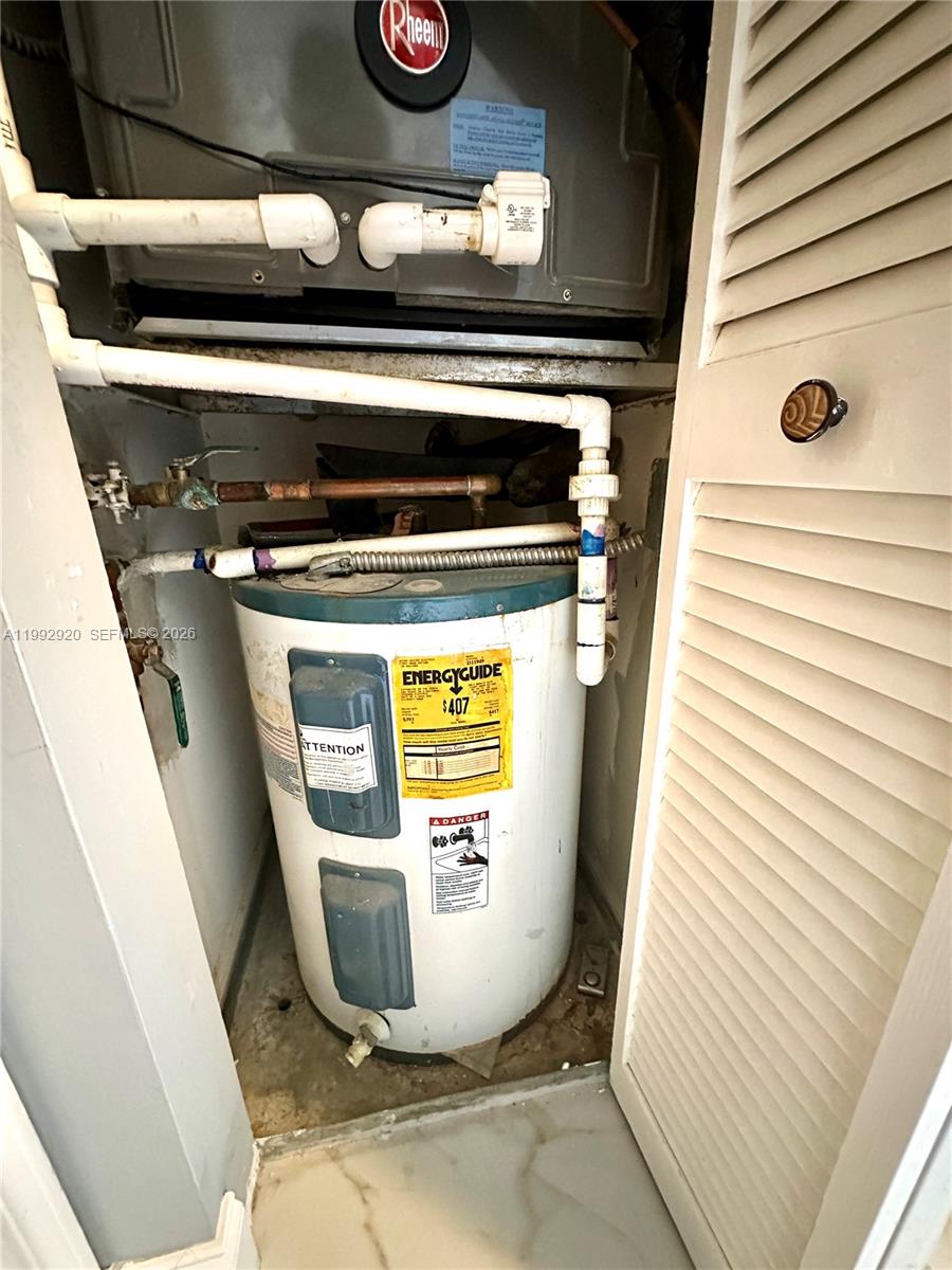 SUNRISE LAKES 167 CONDO - Residential