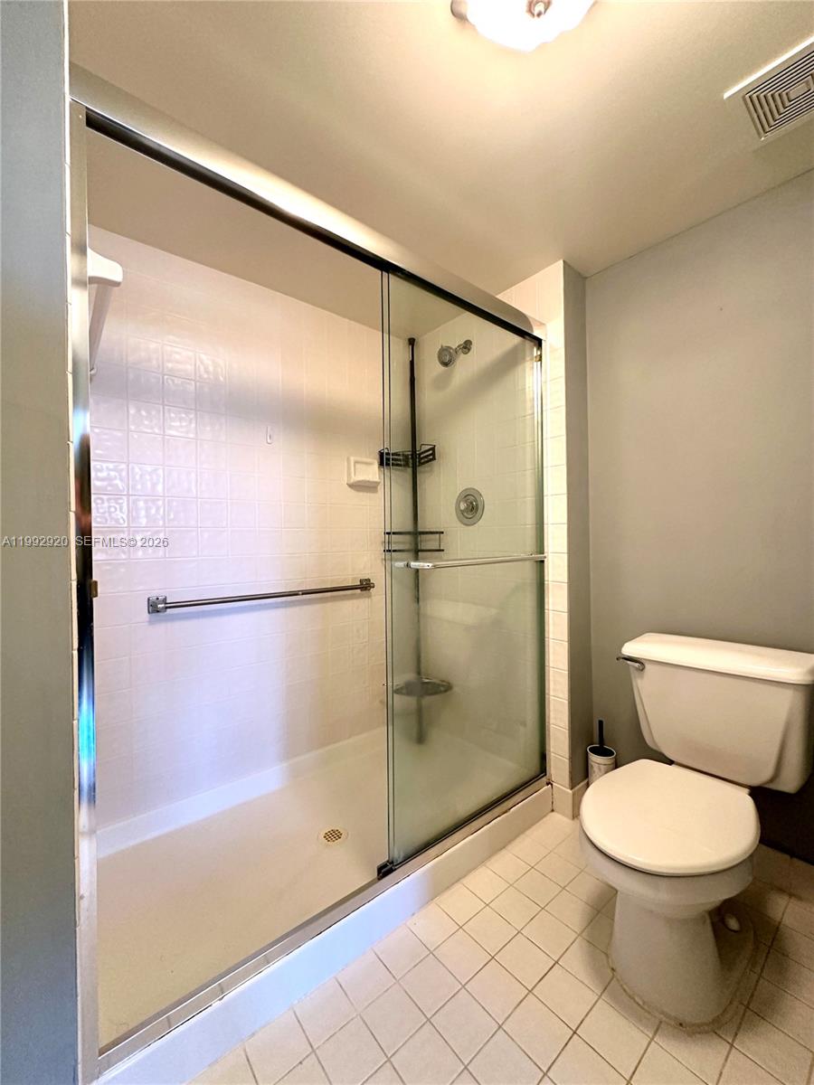 SUNRISE LAKES 167 CONDO - Residential