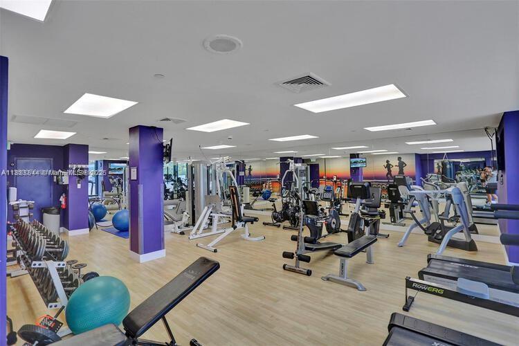 DELVISTA TOWERS CONDO TOW - Residential