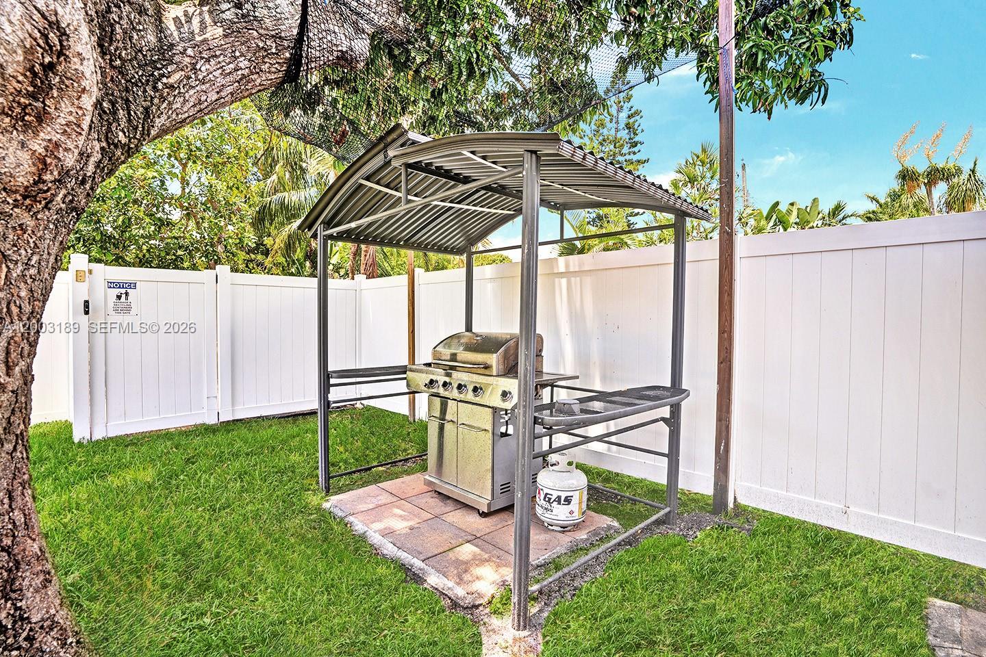 SUNNY ACRES - Residential