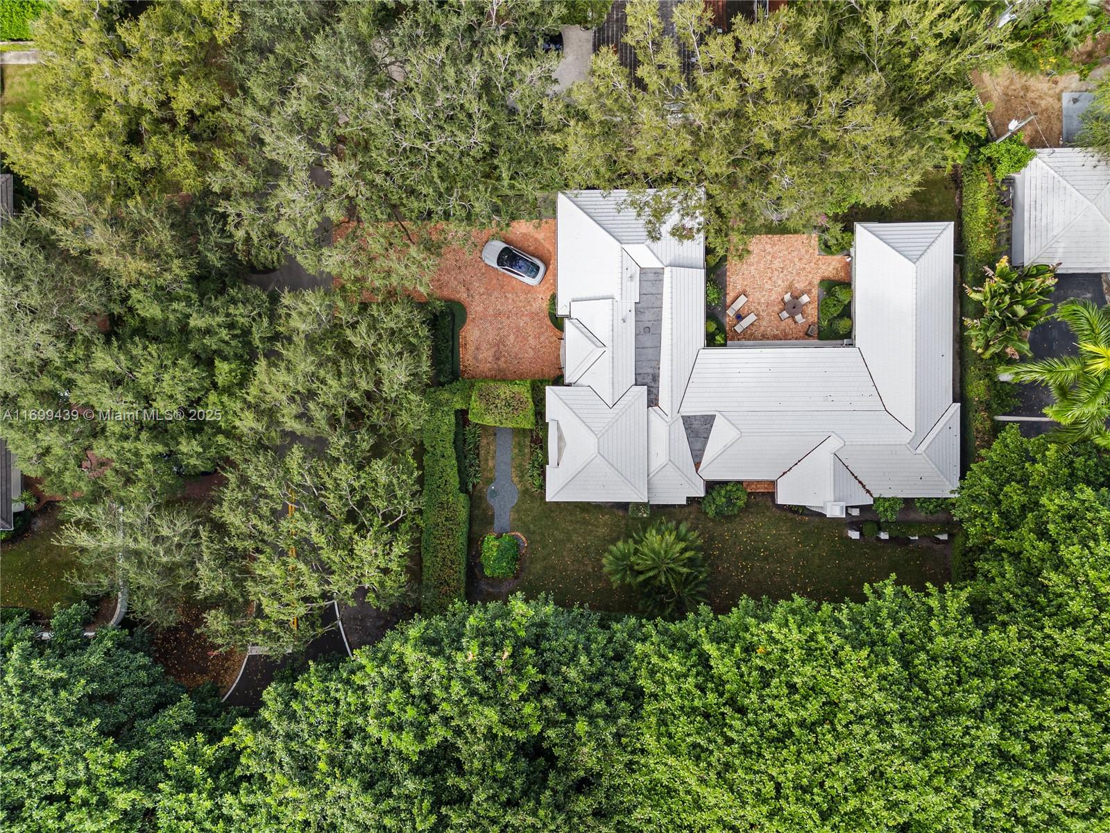 CORAL GABLES BISCAYNE BAY - Residential