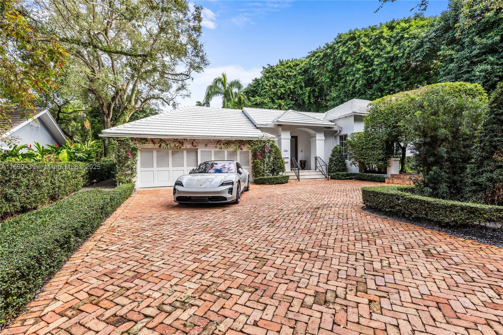 CORAL GABLES BISCAYNE BAY - Residential