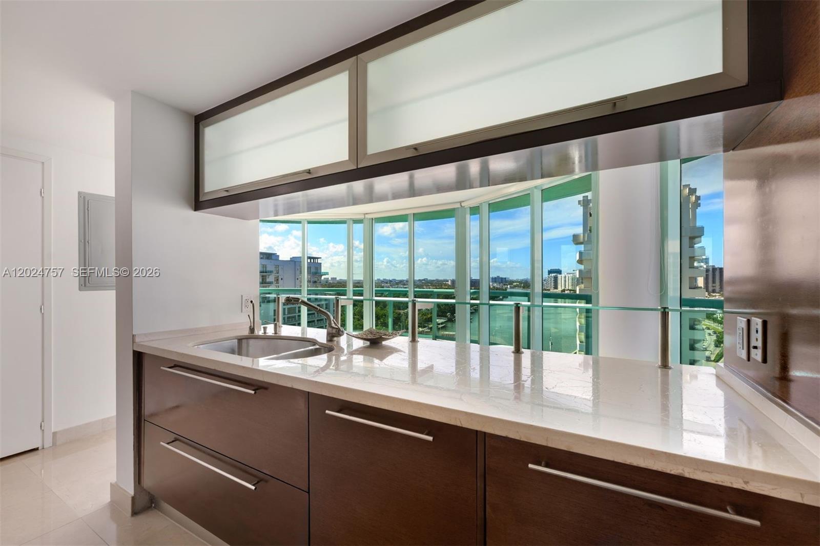 6000 INDIAN CREEK CONDO - Residential