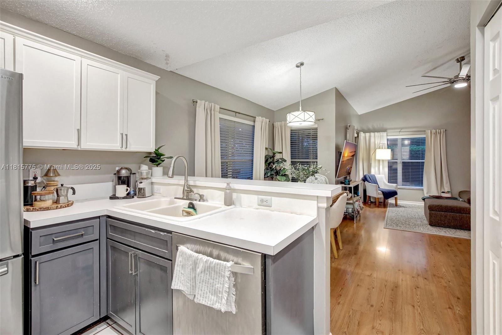 FOREST RIDGE CLUSTER HOME - Residential