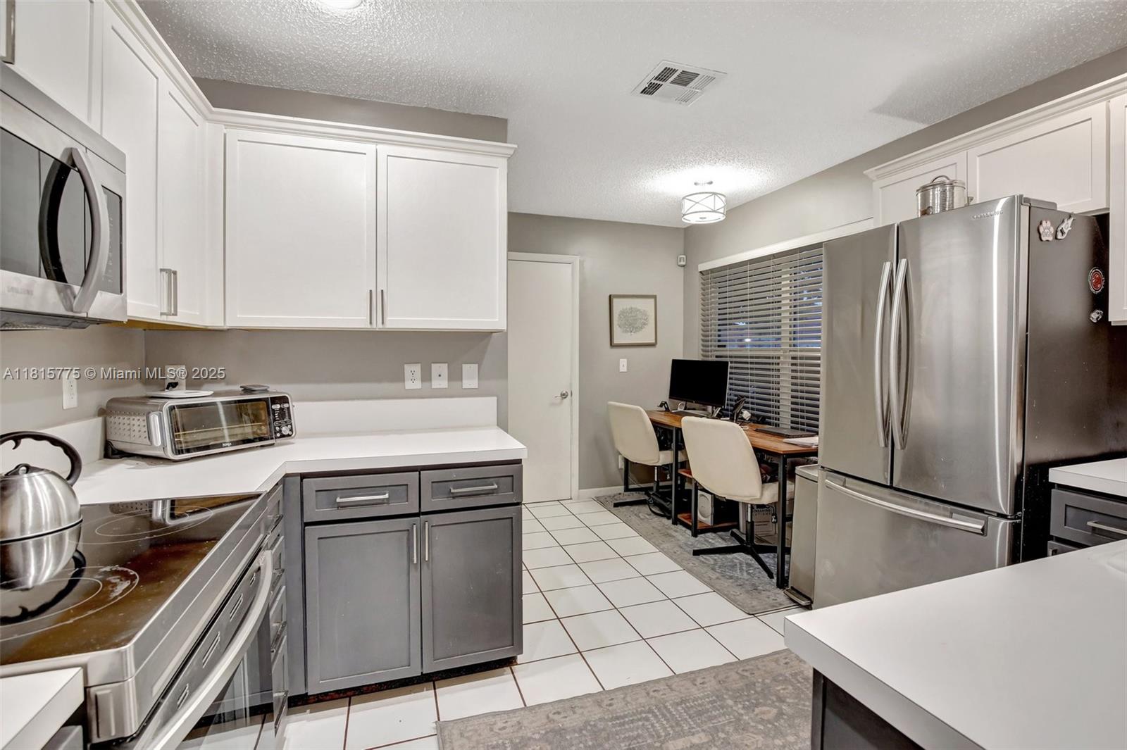 FOREST RIDGE CLUSTER HOME - Residential