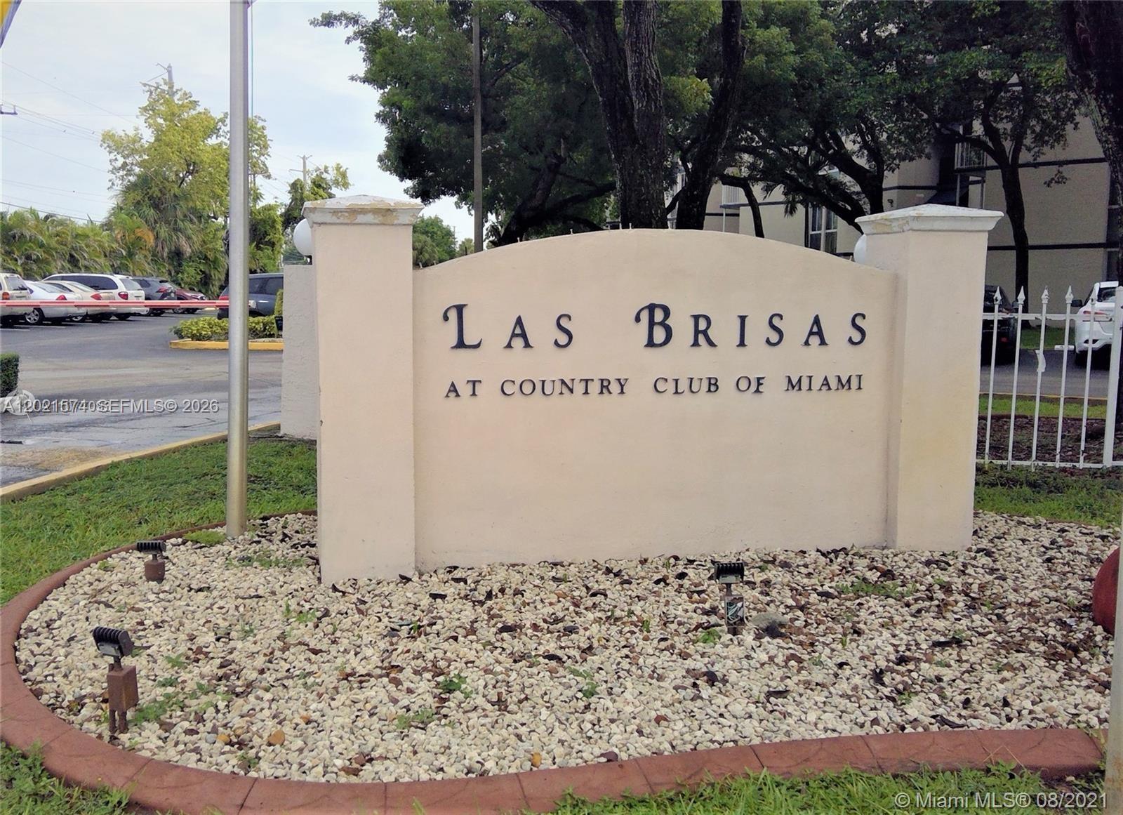 LAS BRISAS@ COUNTRY CLUB - Residential