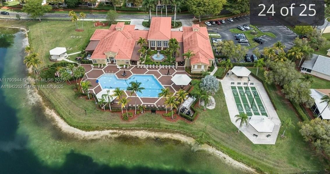 KEYS-GATE NO 1 - Residential