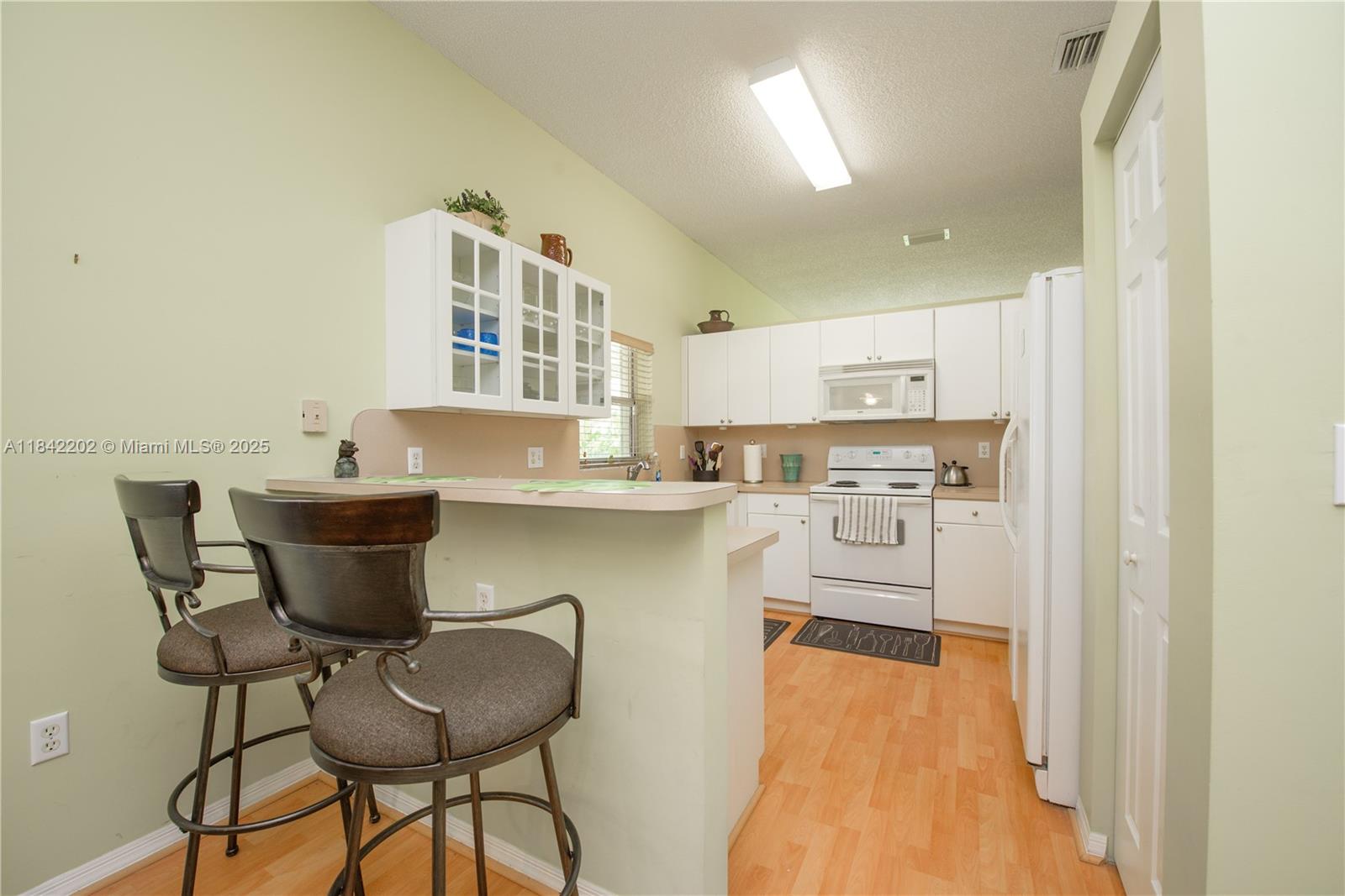 KEYS-GATE NO 1 - Residential