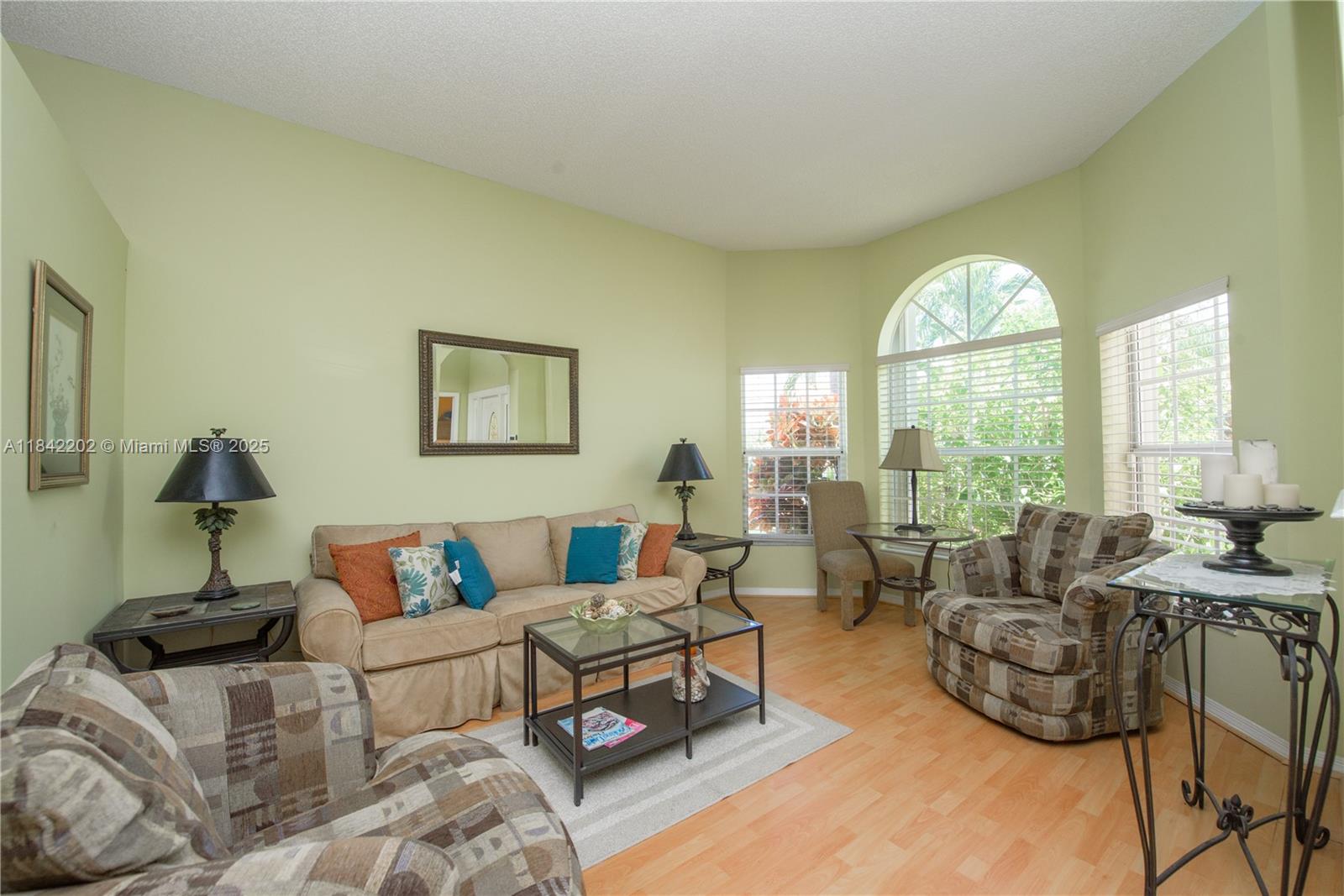 KEYS-GATE NO 1 - Residential