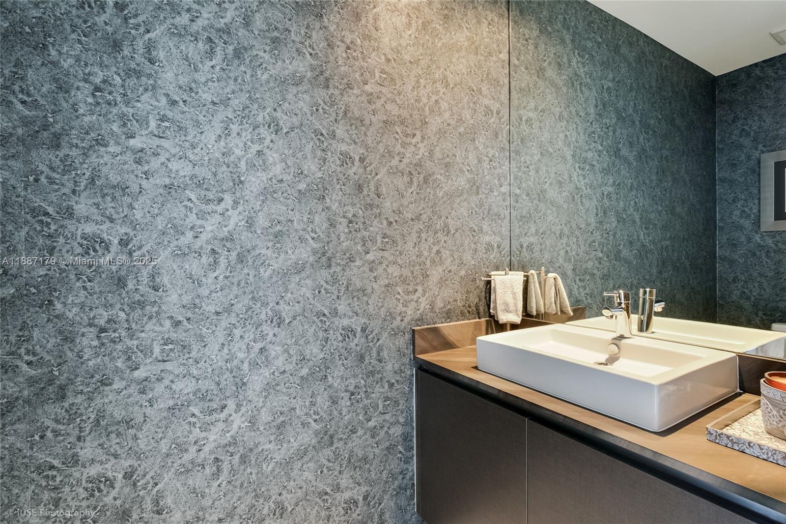 ECHO BRICKELL CONDO - Residential