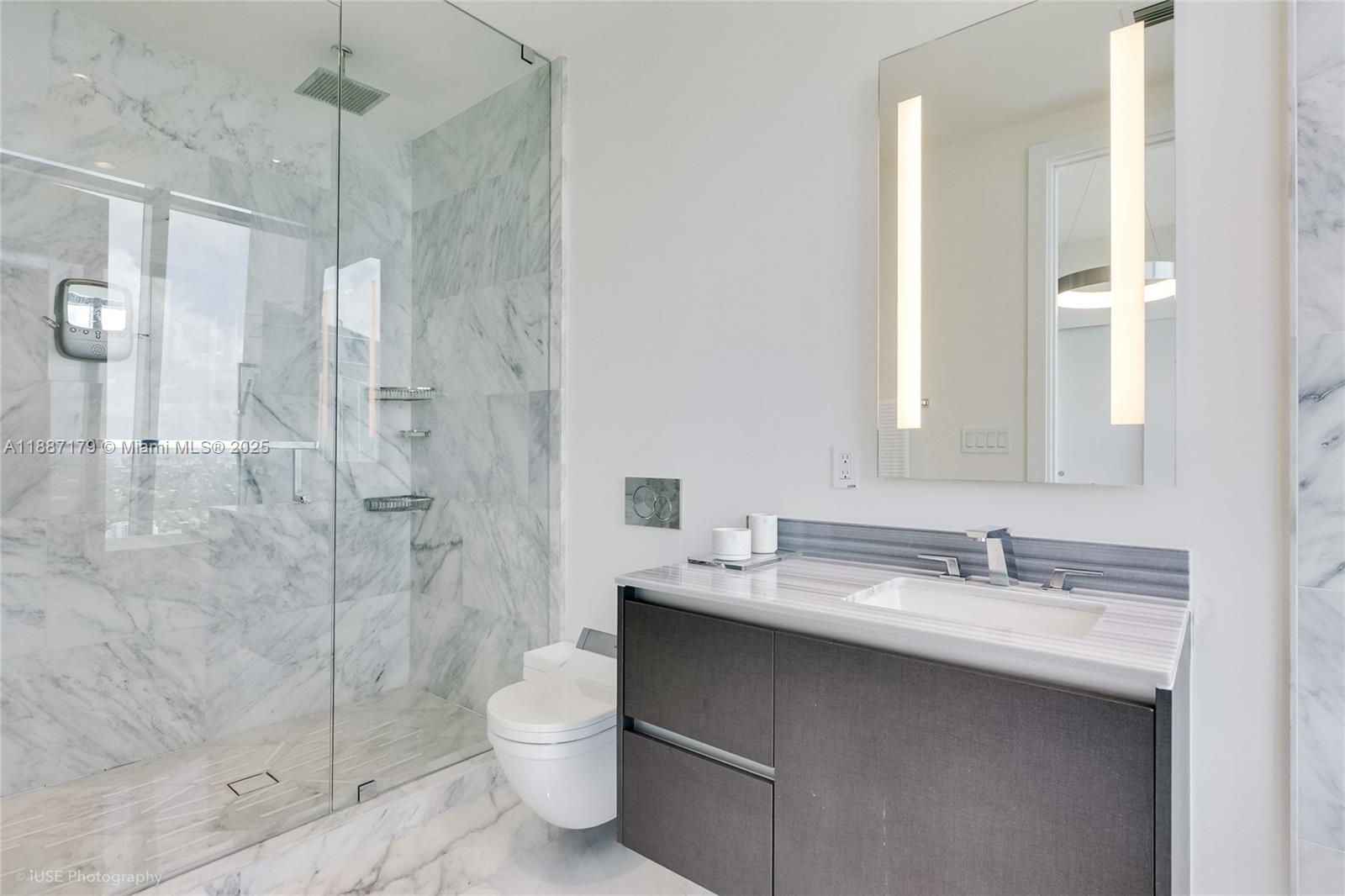 ECHO BRICKELL CONDO - Residential