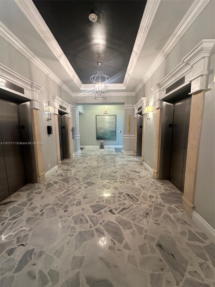 WAVE CONDO - Residential