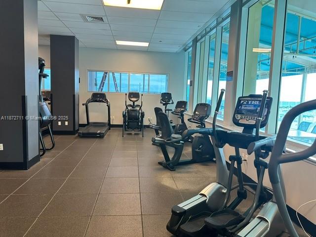 WAVE CONDO - Residential