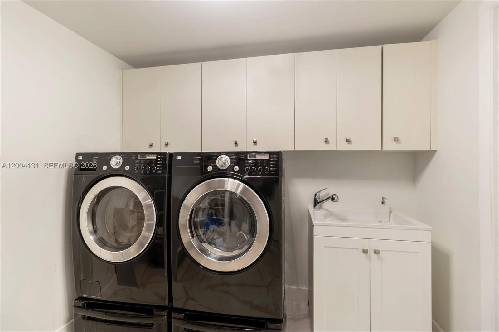 TERRACES NORTH TURNBERRY - Residential