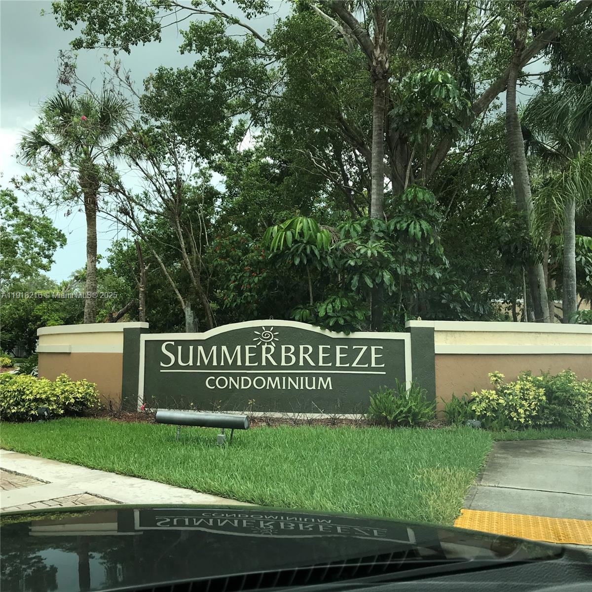 SUMMERBREEZE CONDO - Residential Lease