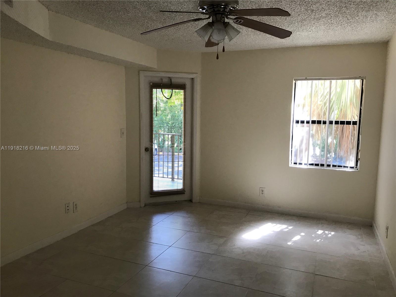 SUMMERBREEZE CONDO - Residential Lease