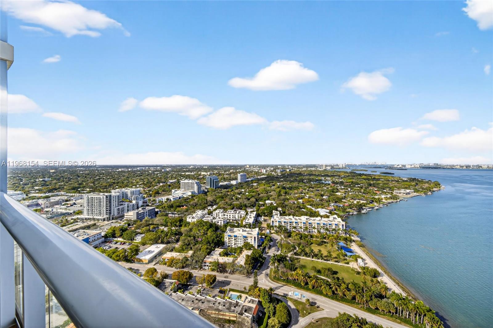 BLUE CONDO - Residential Lease