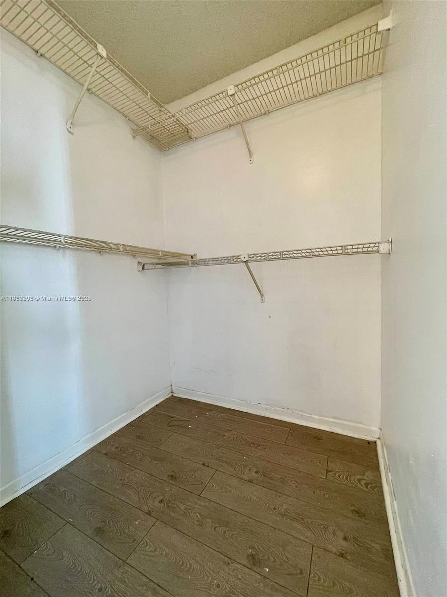 CLEAR LAKE CLUB CONDO - Residential Lease