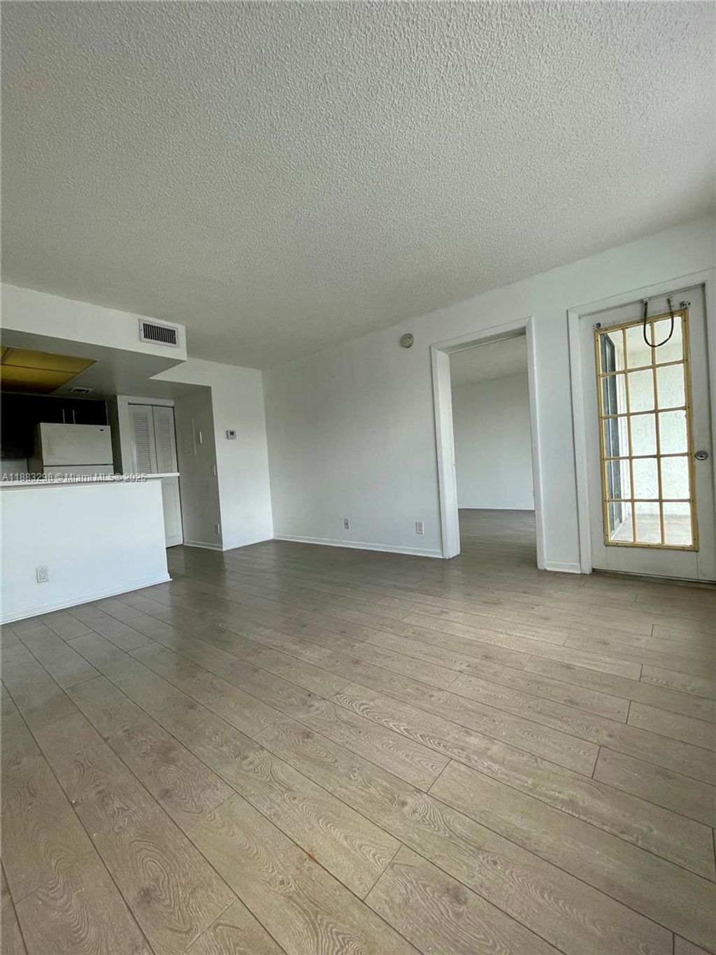 Photo of 752 Executive Center Dr #25, West Palm Beach, FL 33401 (MLS # A11883298)