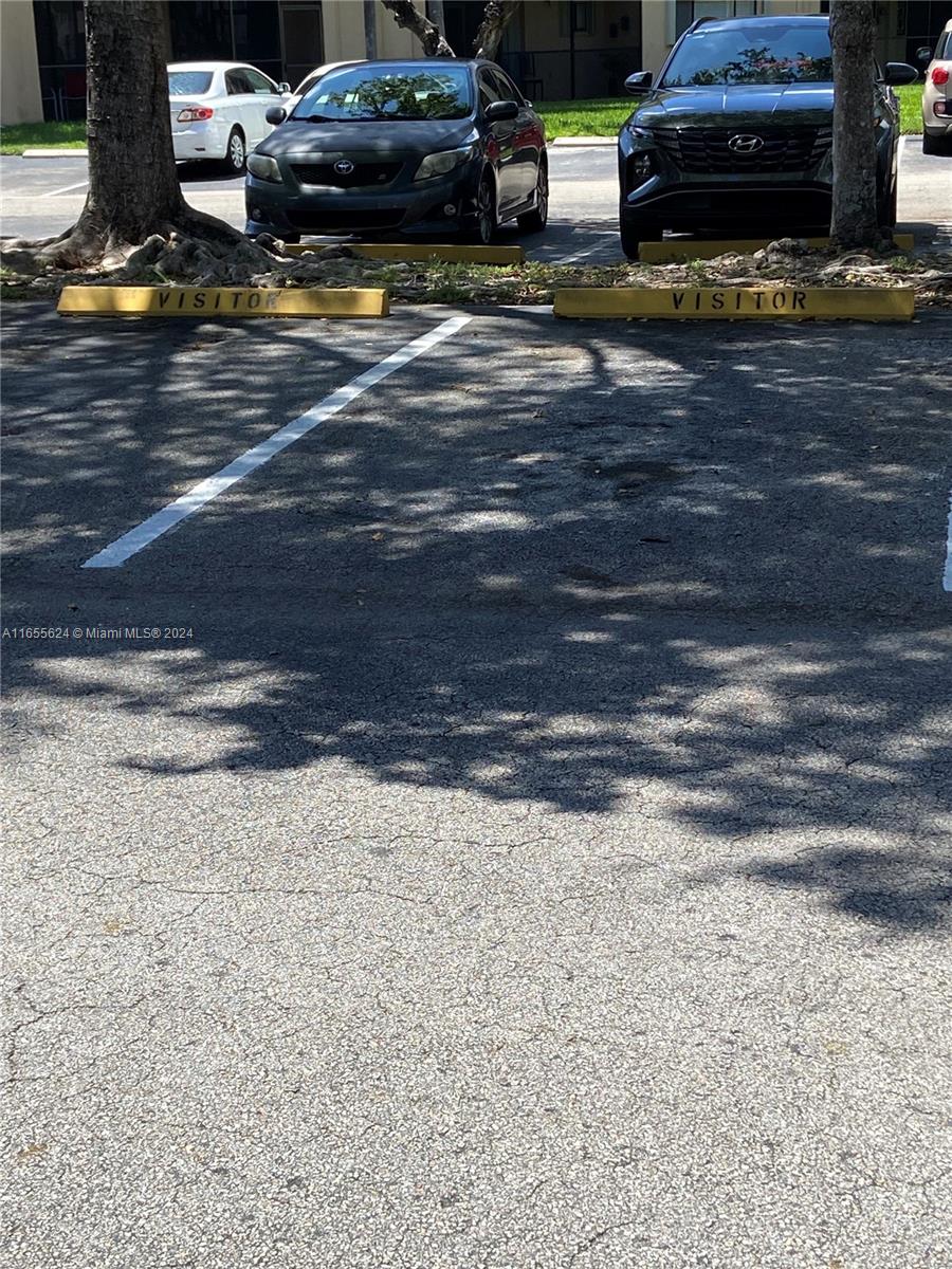 HORIZONS WEST CONDO #7 - Residential Lease