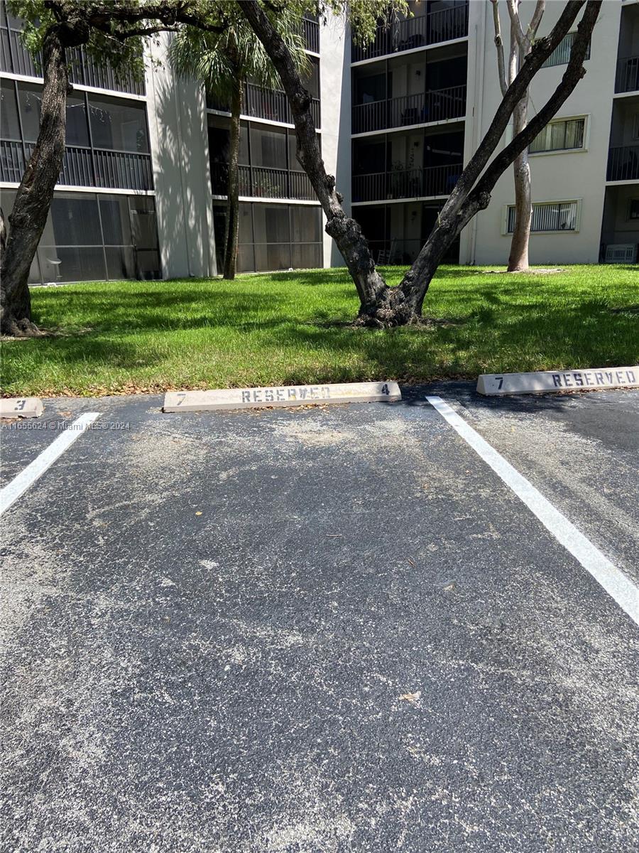 HORIZONS WEST CONDO #7 - Residential Lease