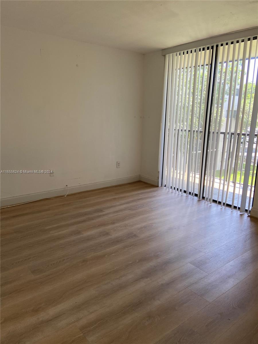 HORIZONS WEST CONDO #7 - Residential Lease