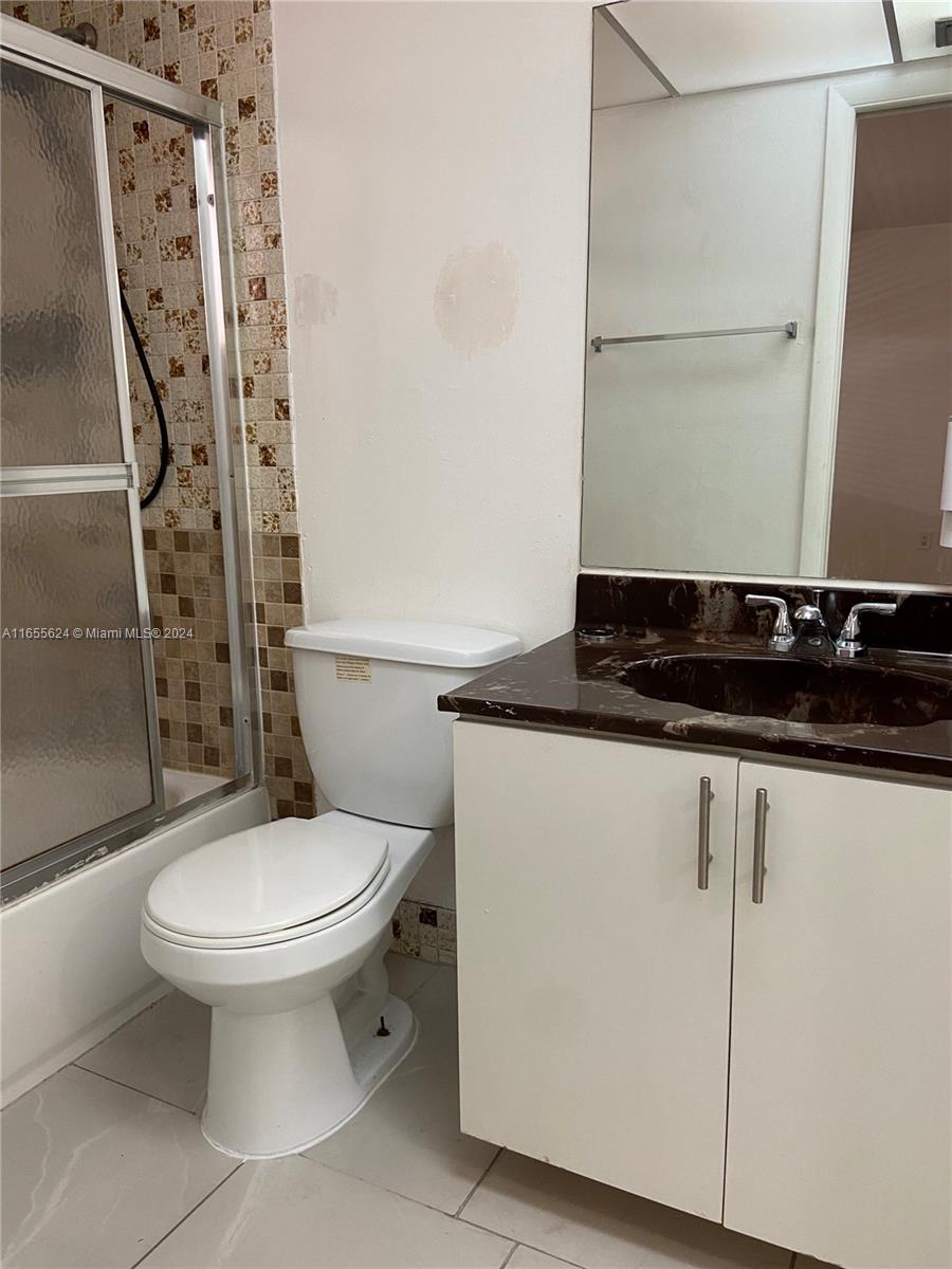 HORIZONS WEST CONDO #7 - Residential Lease