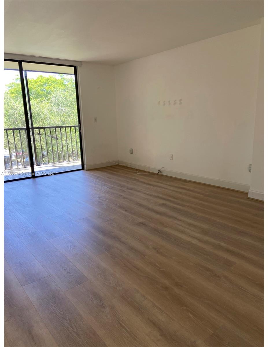 HORIZONS WEST CONDO #7 - Residential Lease