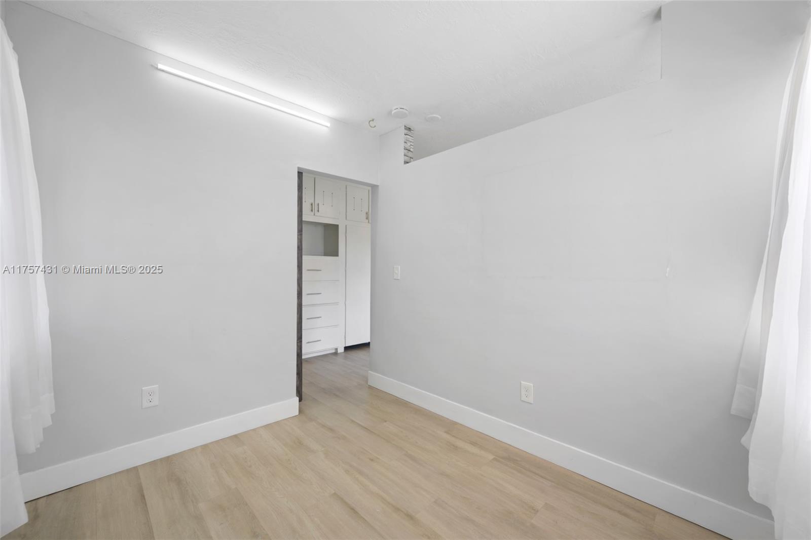 FRANK C DICKEY - Residential Income