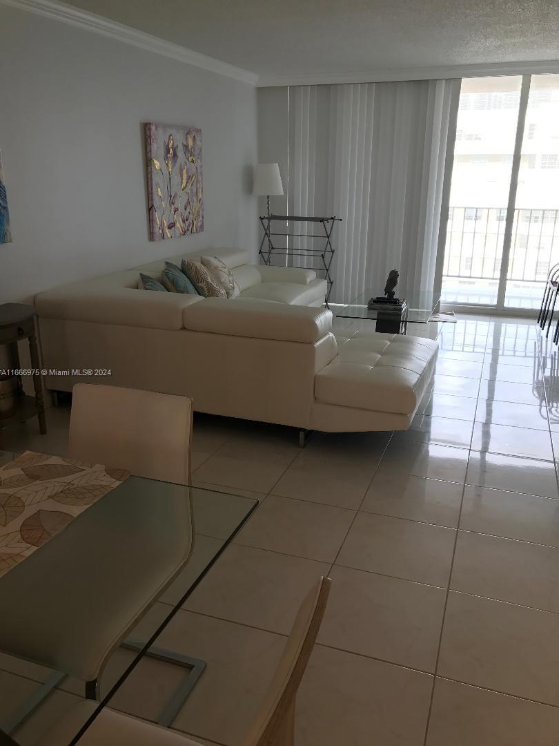 PARKER PLAZA CONDO ESTATE - Residential Lease