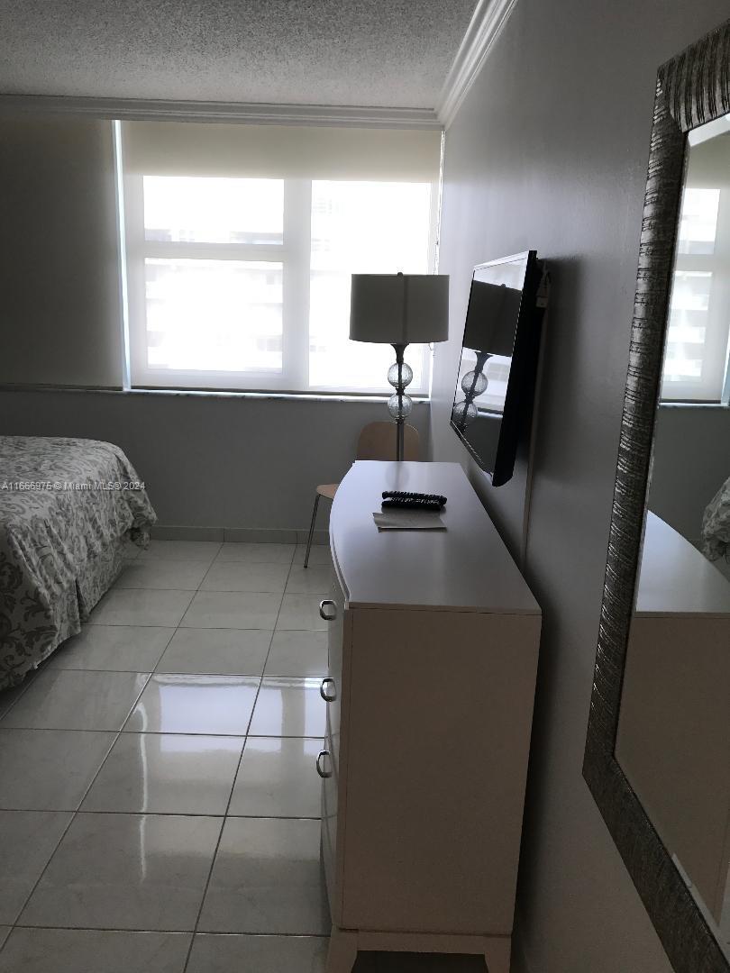 PARKER PLAZA CONDO ESTATE - Residential Lease