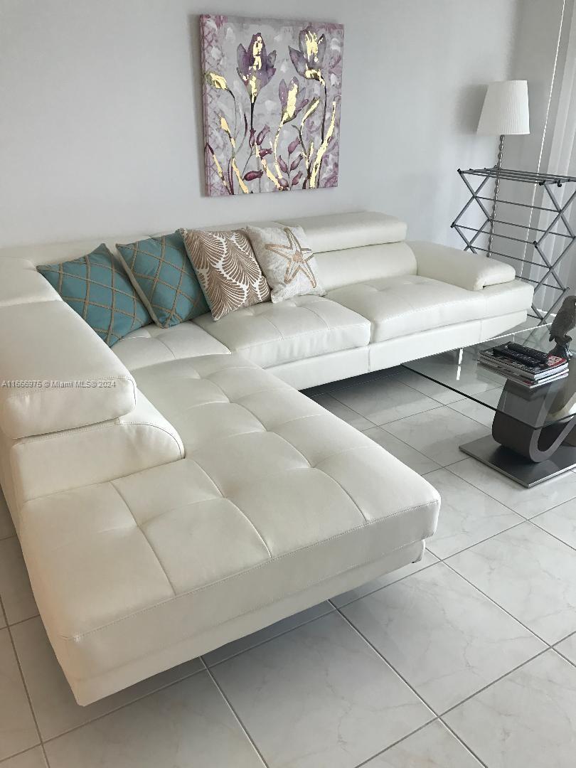 PARKER PLAZA CONDO ESTATE - Residential Lease