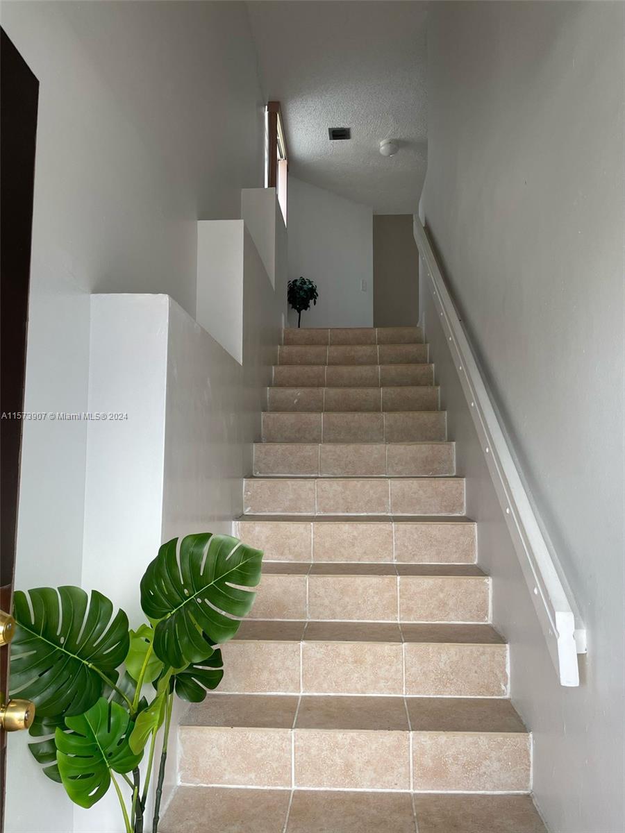 THE GREENS AT DORAL CONDO - Residential Lease