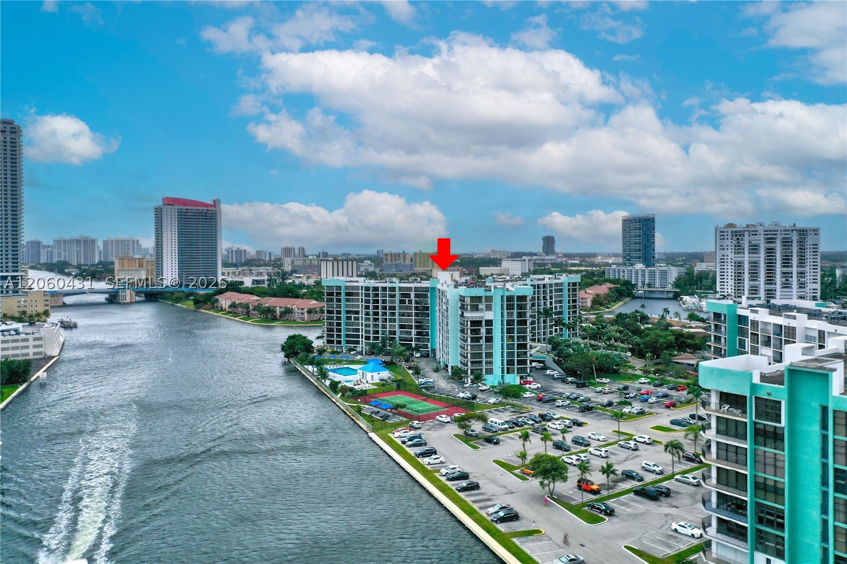 200 Leslie Dr 329