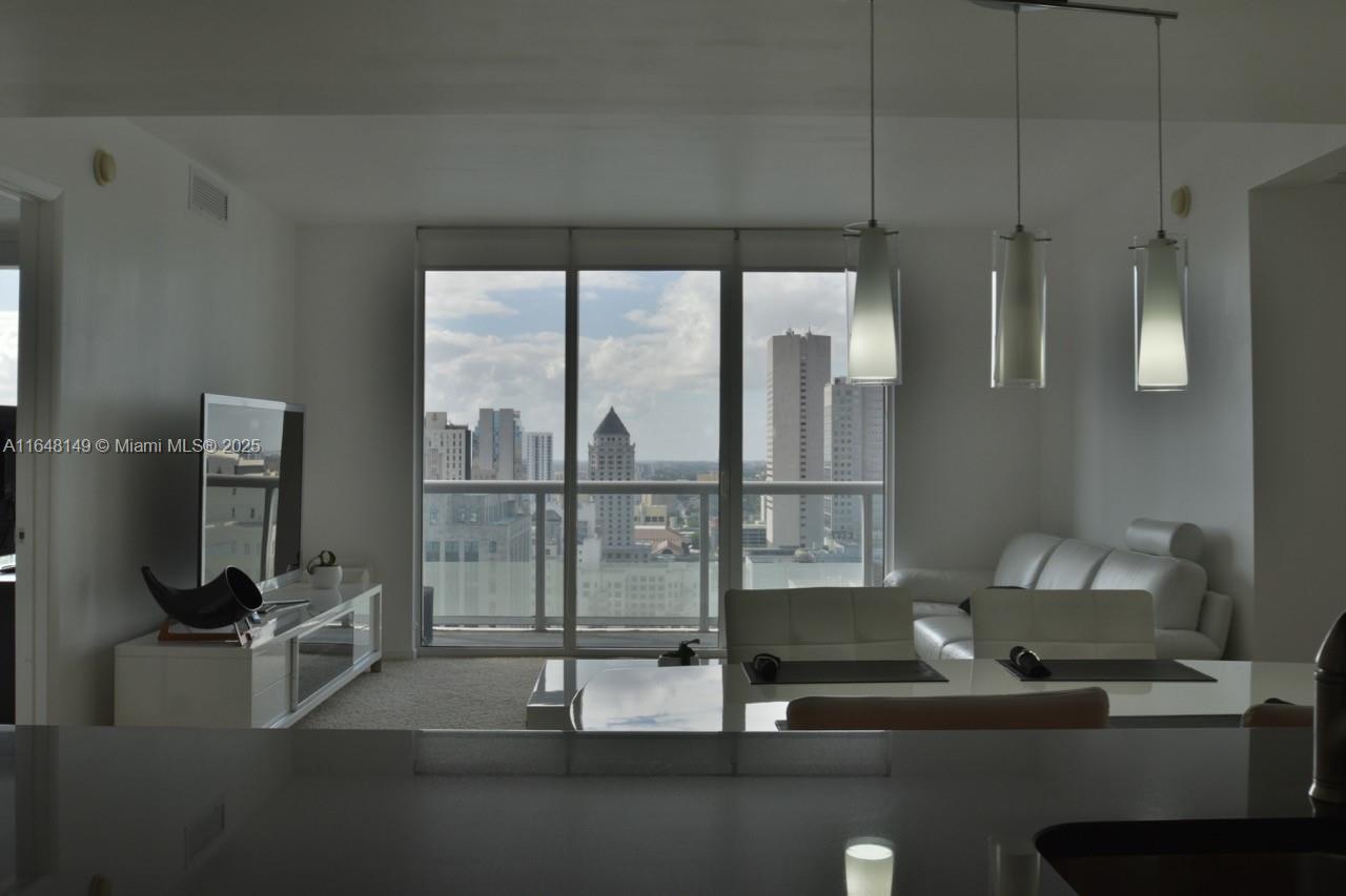 50 BISCAYNE CONDO - Residential Lease