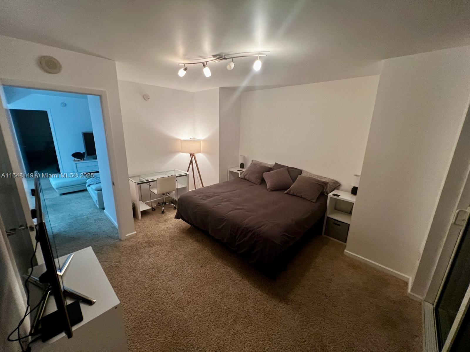 50 BISCAYNE CONDO - Residential Lease