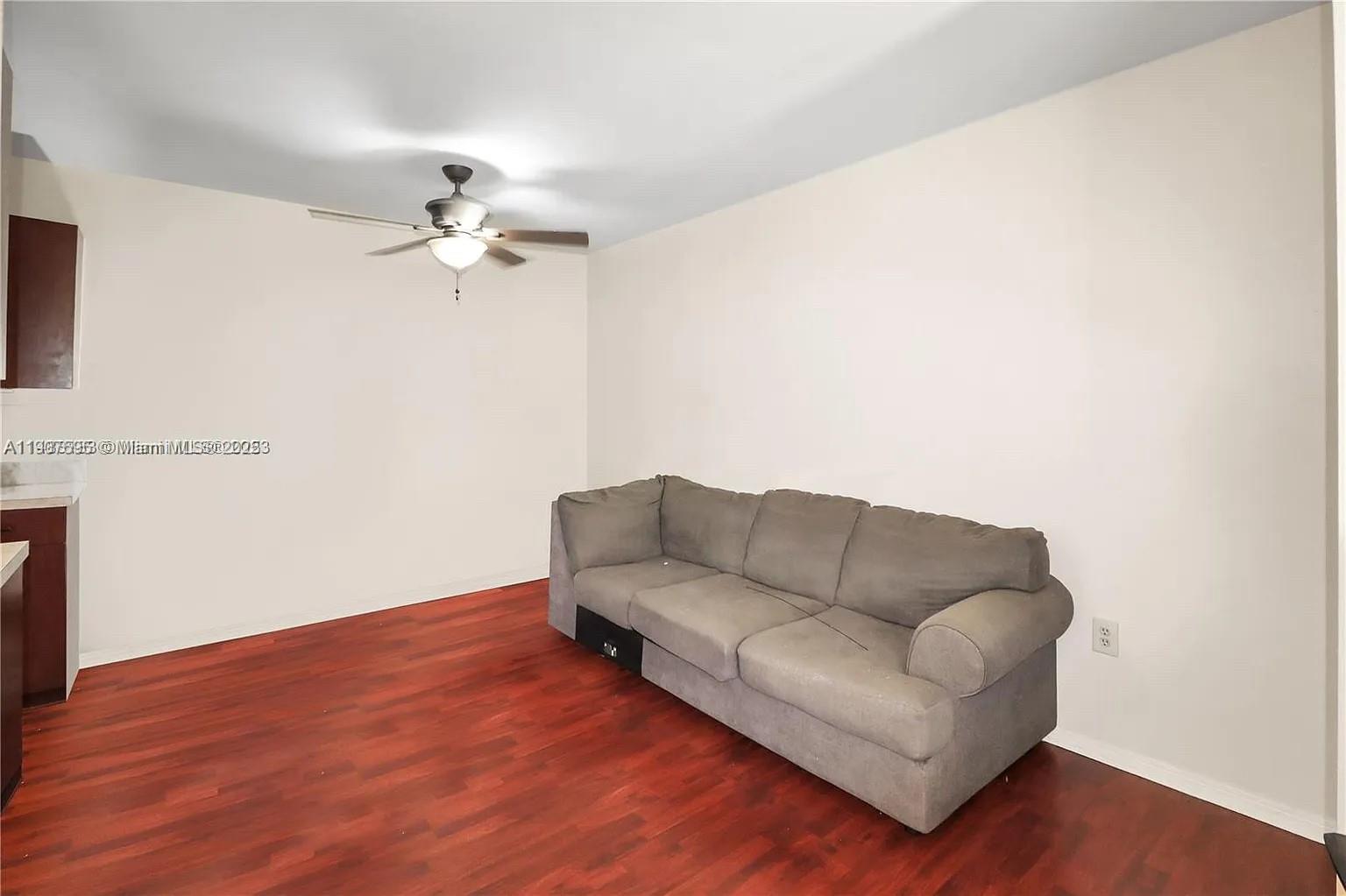 CUTLER CREEK VILLAGE COND - Residential