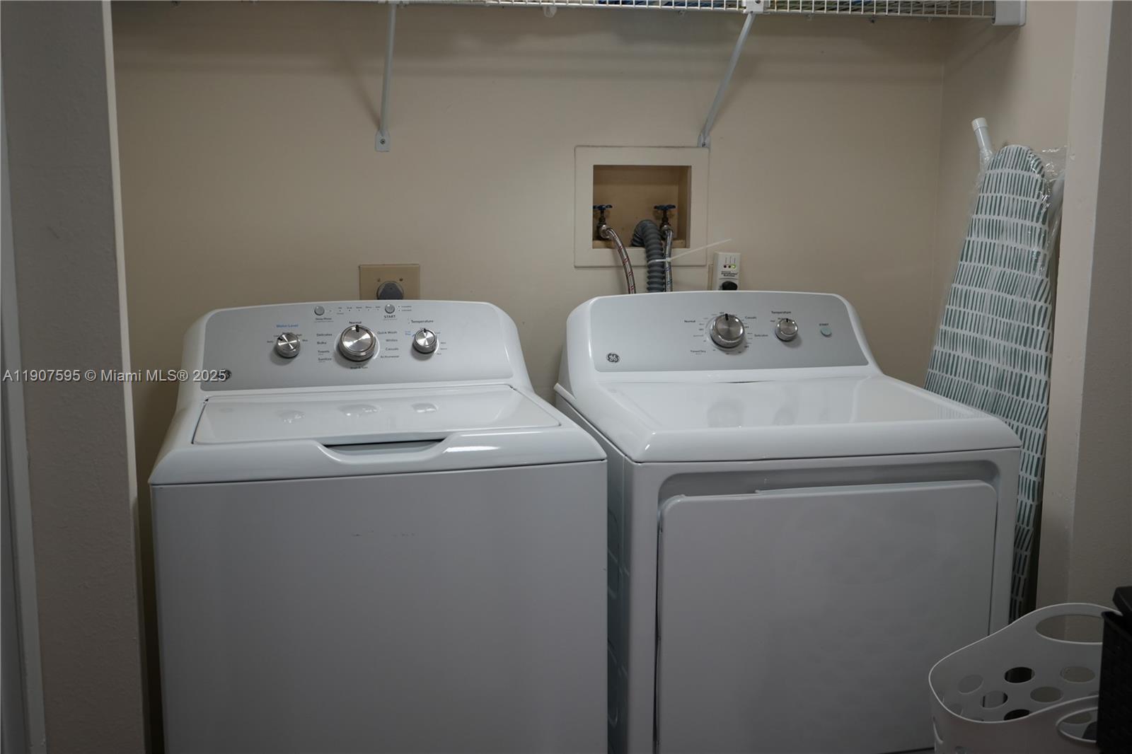 CUTLER CREEK VILLAGE COND - Residential