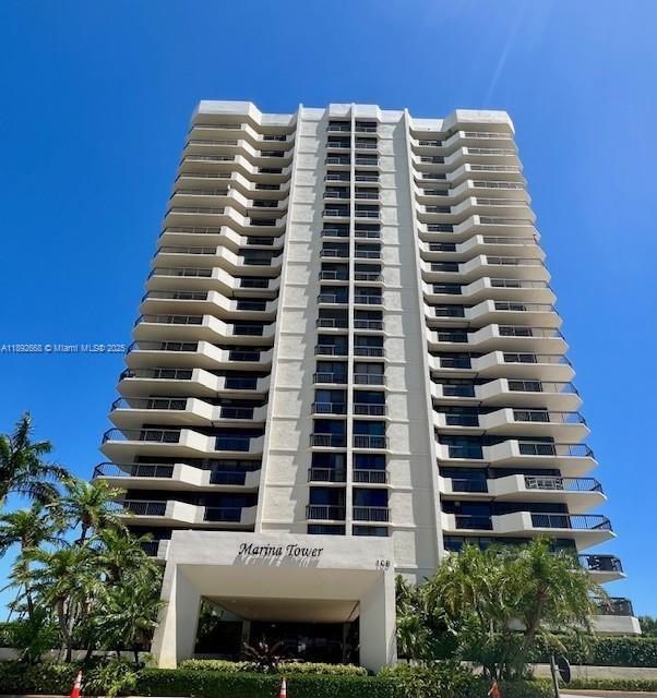 Come enjoy luxury North Palm Beach gated community! (FURNISHED-TURN-KEY OPTION AVAILABLE) This beautifully renovated residence features a wrap-around balcony with year-round breathtaking sunset views and scenic vistas of the Intracoastal Waterway. Designed with a stylish coastal flair, the interior boasts newer high-end appliances, waterfall granite countertops, custom window shades in every room, and weatherproof laminate flooring. The master bathroom is adorned with luxurious marble finishes. Community amenities include- gated access, Jacuzzi, pool, grills, multiple lounge areas, Party room with kitchen for entertaining, 2-mile walking path around the complex, Adjacent independently operated marina with available dock rentals, fuel service, and direct ocean access.